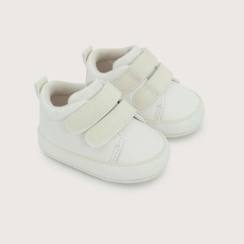 Zapatilla bebé blanca unisex
