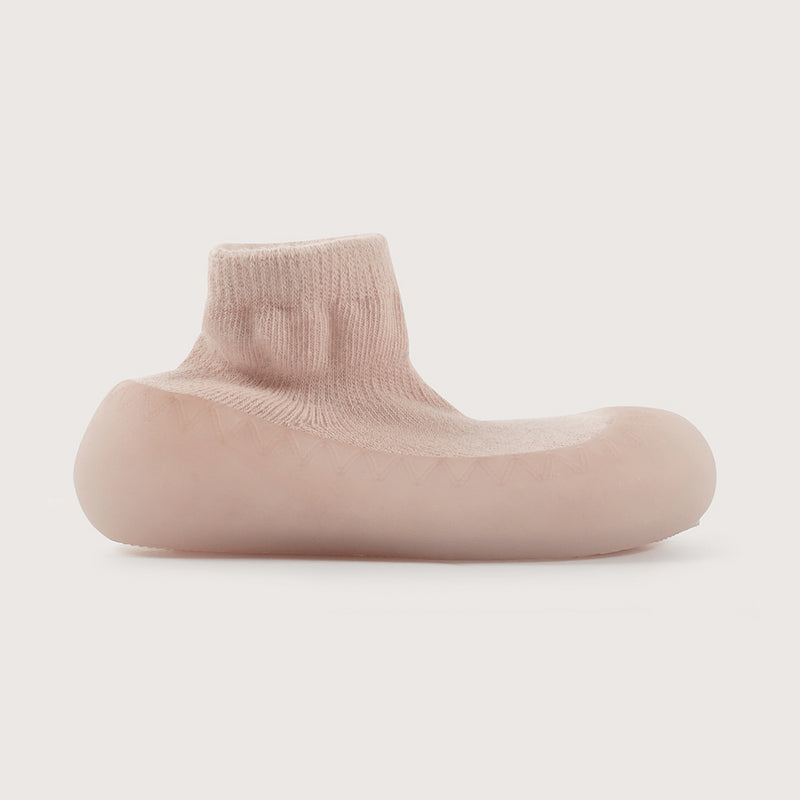Calcetin con suela de silicona rosado de niña