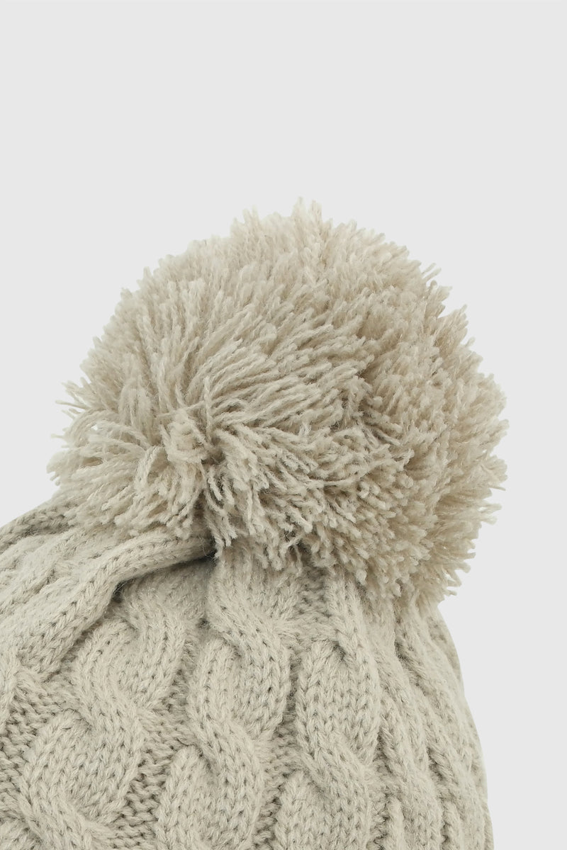 Gorro Lana Pompon Gris Trenzado