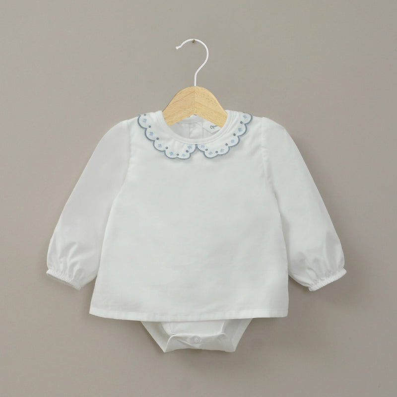 Body blusa blanca de bebé niña