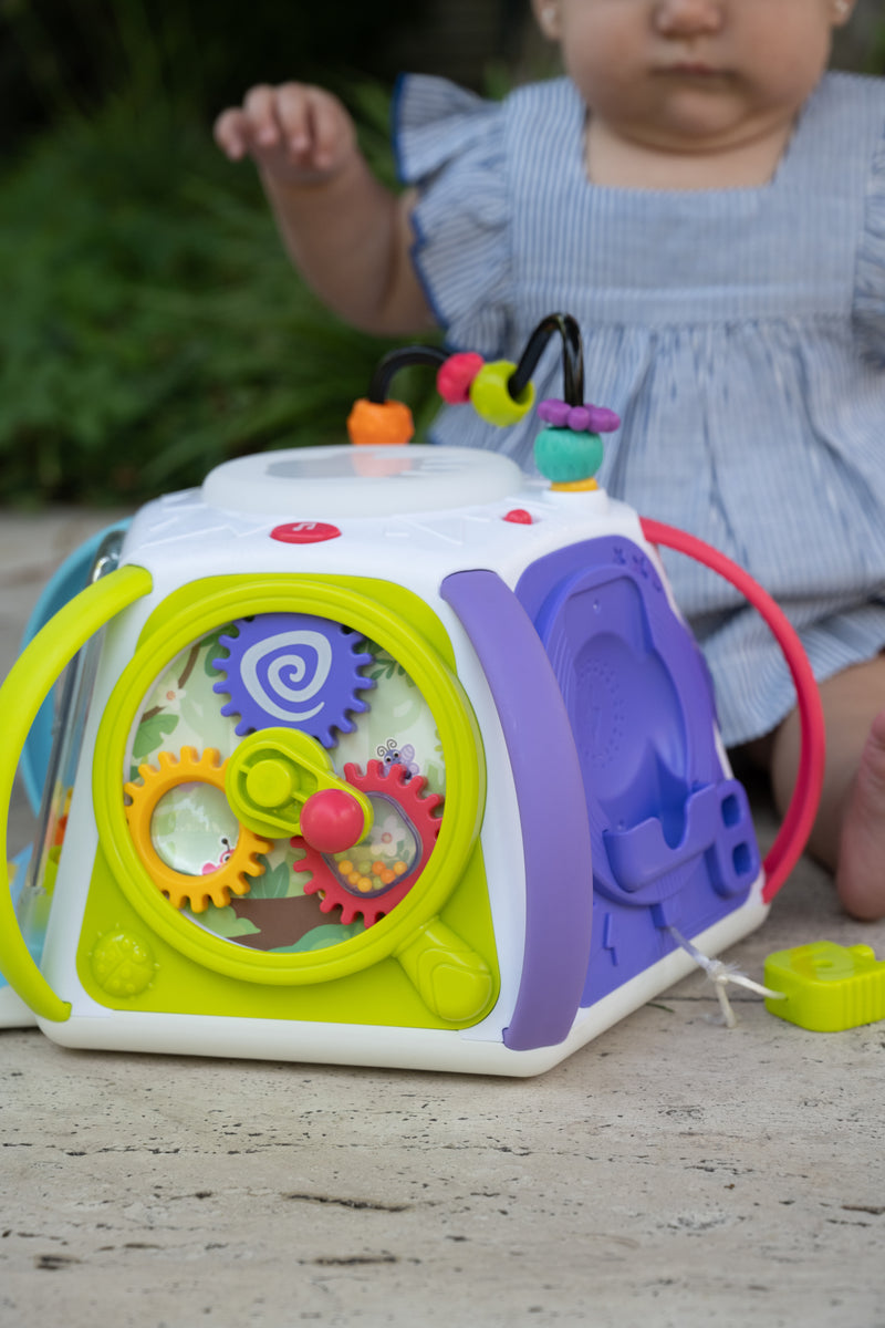 Cubo de actividades Montessori