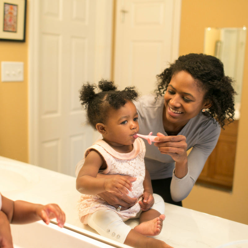 Cepillo de Dientes Bebés y Niños Pequeños 0-3 años, Elefante rosado Dr. Brown's