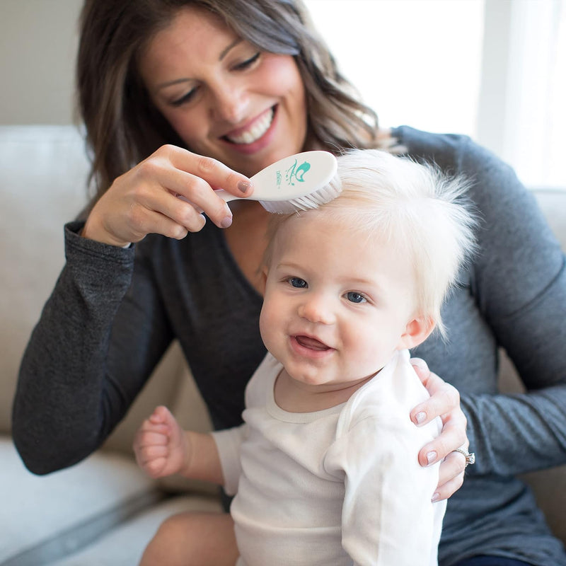 Baby Care Kit Dr. Brown's (Cepillo, Peineta, Aspirador Nasal y tijeras para uñas)