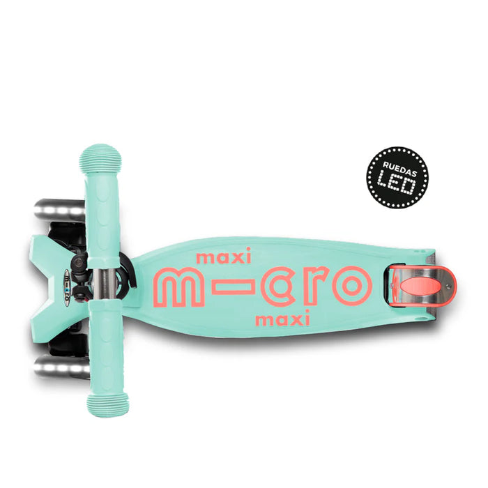 Micro Scooter Maxi Deluxe LED Menta