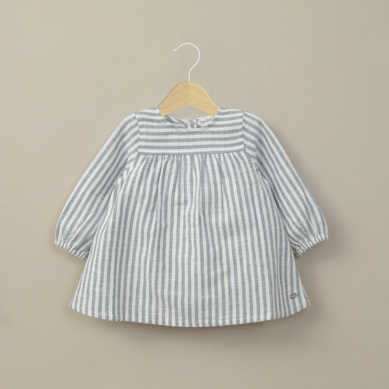 Vestido azul con lineas de bebé niña