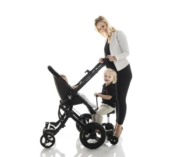 Patineta para coche con asiento (hermano mayor)