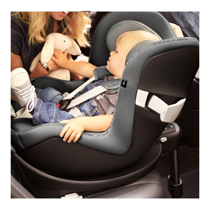 Silla de auto convertible Sirona M2 i-Size + Base M