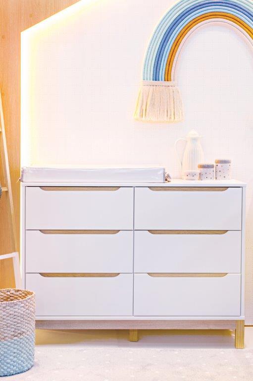 Comoda Cozy 6 cajones Blanca con Madera