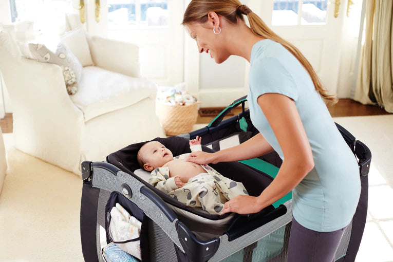Cuna Pack and Play Reversible Napper & Changer Basin