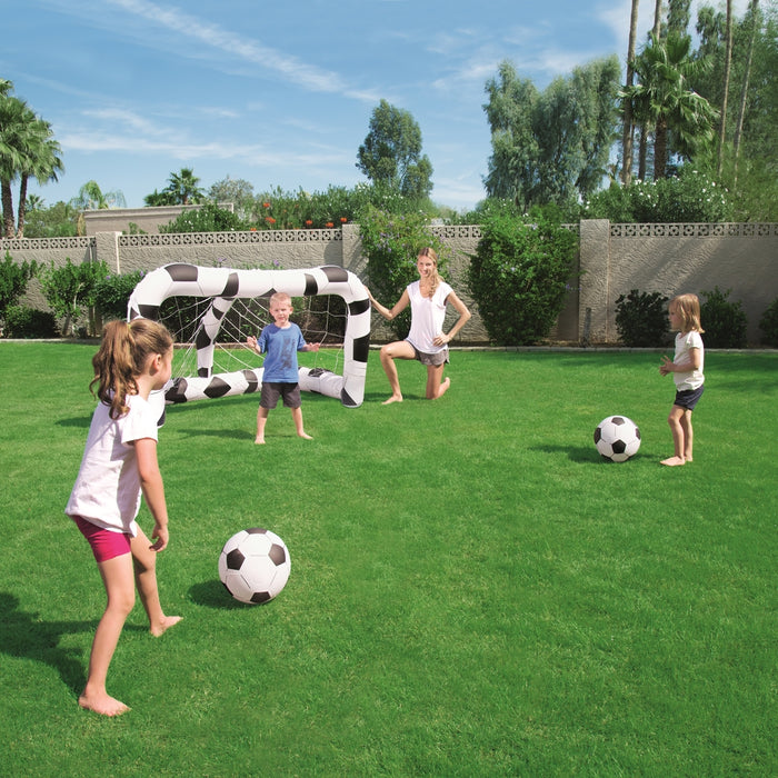 Arco de Futbol Inflable con 2 pelotas BESTWAY