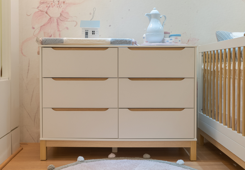 Comoda Cozy 6 cajones Blanca con Madera